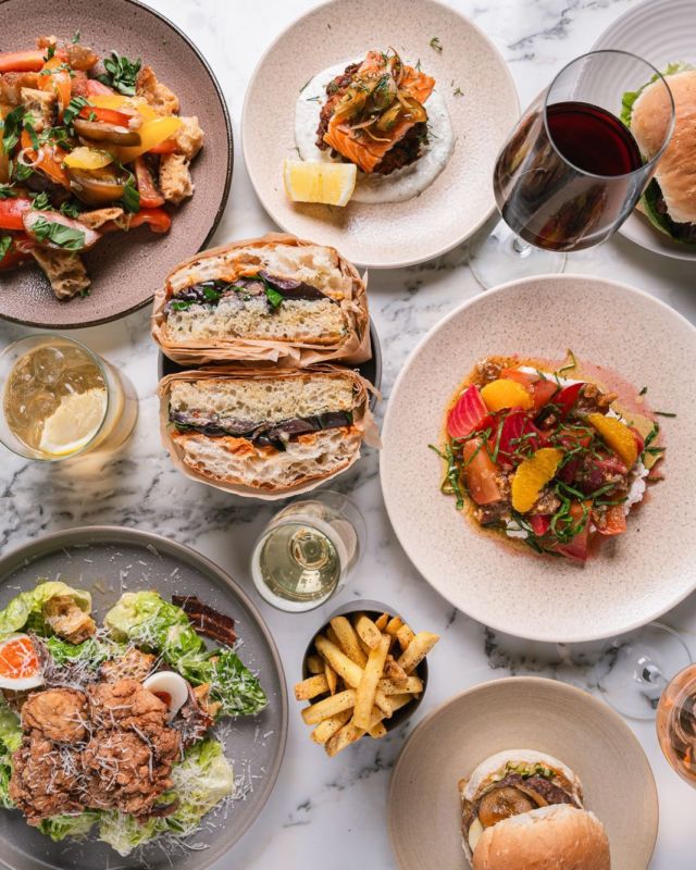 Something really exciting is coming to East London 🤫

Had the pleasure to shoot the brand new menu of @riverside_east ahead of their opening later this month 

Expect brunch, vibrant salads and sandwiches, as well as burgers and cocktails

Will you be visiting? 😍 #photostyling #londonfoodphotography #flashphotography @feedsocial_